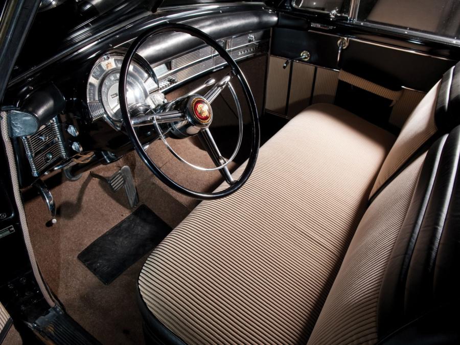  Chrysler Town & Country Newport Coupe 1950 года  (фото 33 из 46)